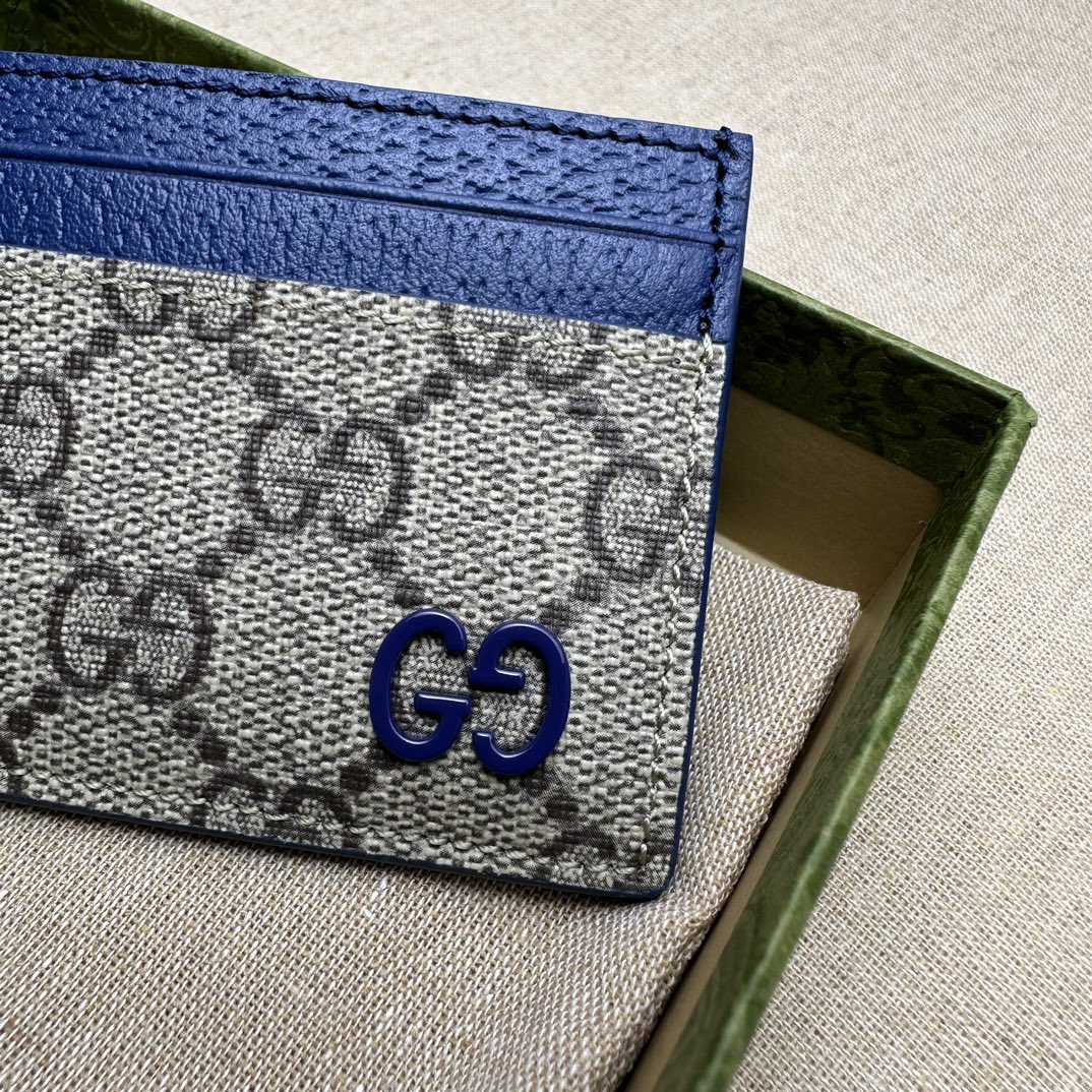 グッチ 財布 偽物 GG ディテール付き カードケース 768248-2