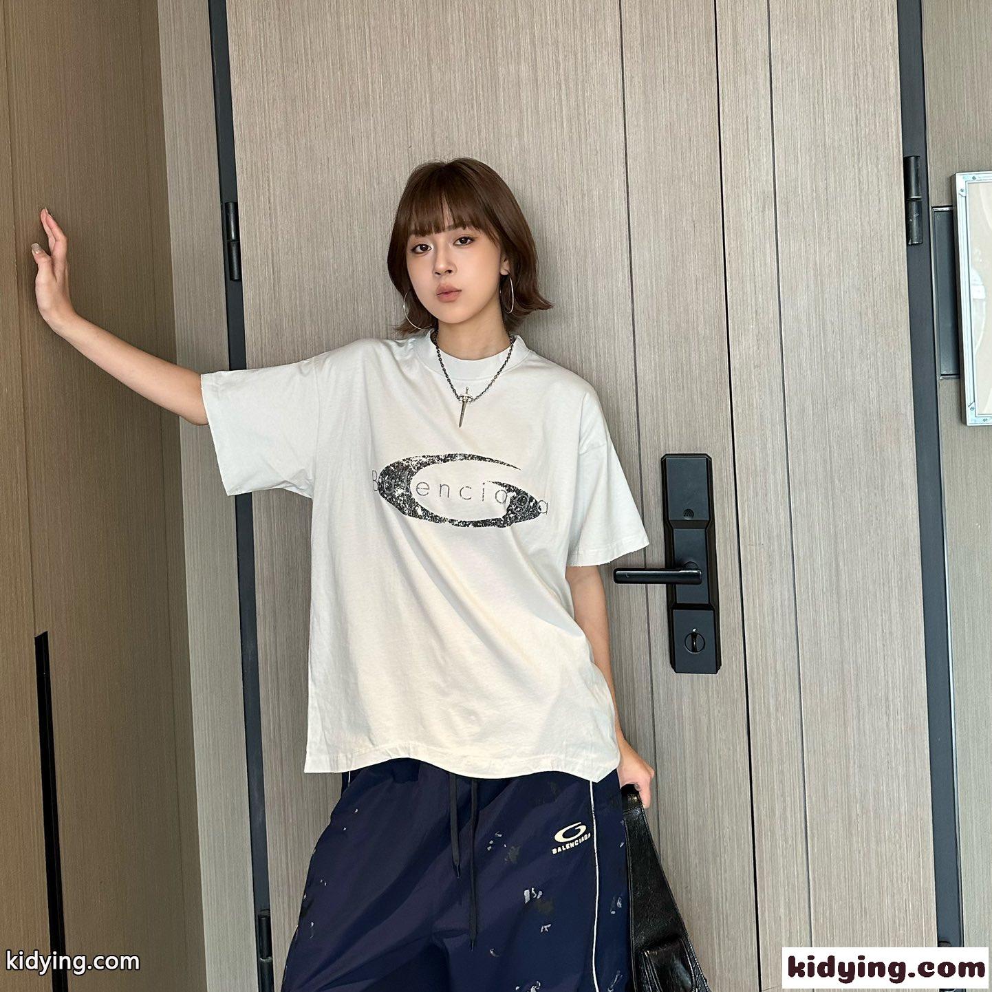オーバーサイズ ロゴ 半袖Tシャツ バレンシアガ Tシャツ コピー ユニセックス-1