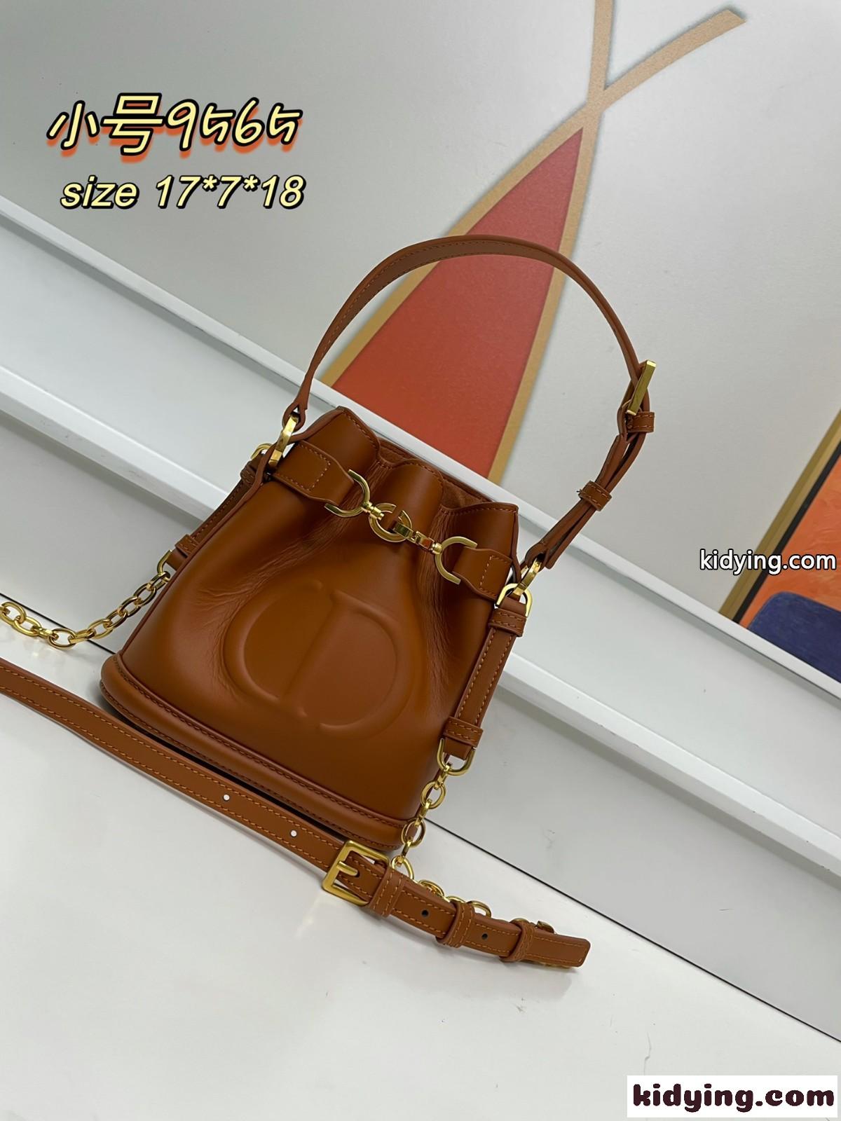 スモール CDエンボス CEST DIOR バッグ クリスチャン・ディオール バッグ コピー ブラウン-0