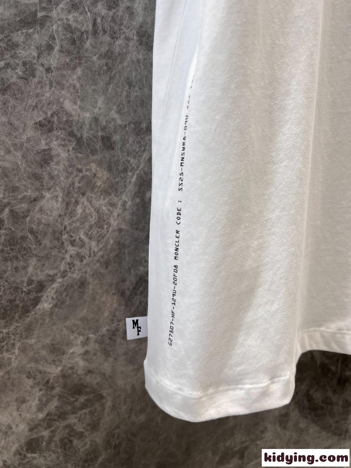 モンクレール Tシャツ コピー シンプル ロゴ入り コットン 半袖Tシャツ ユニセックス ホワイト-4