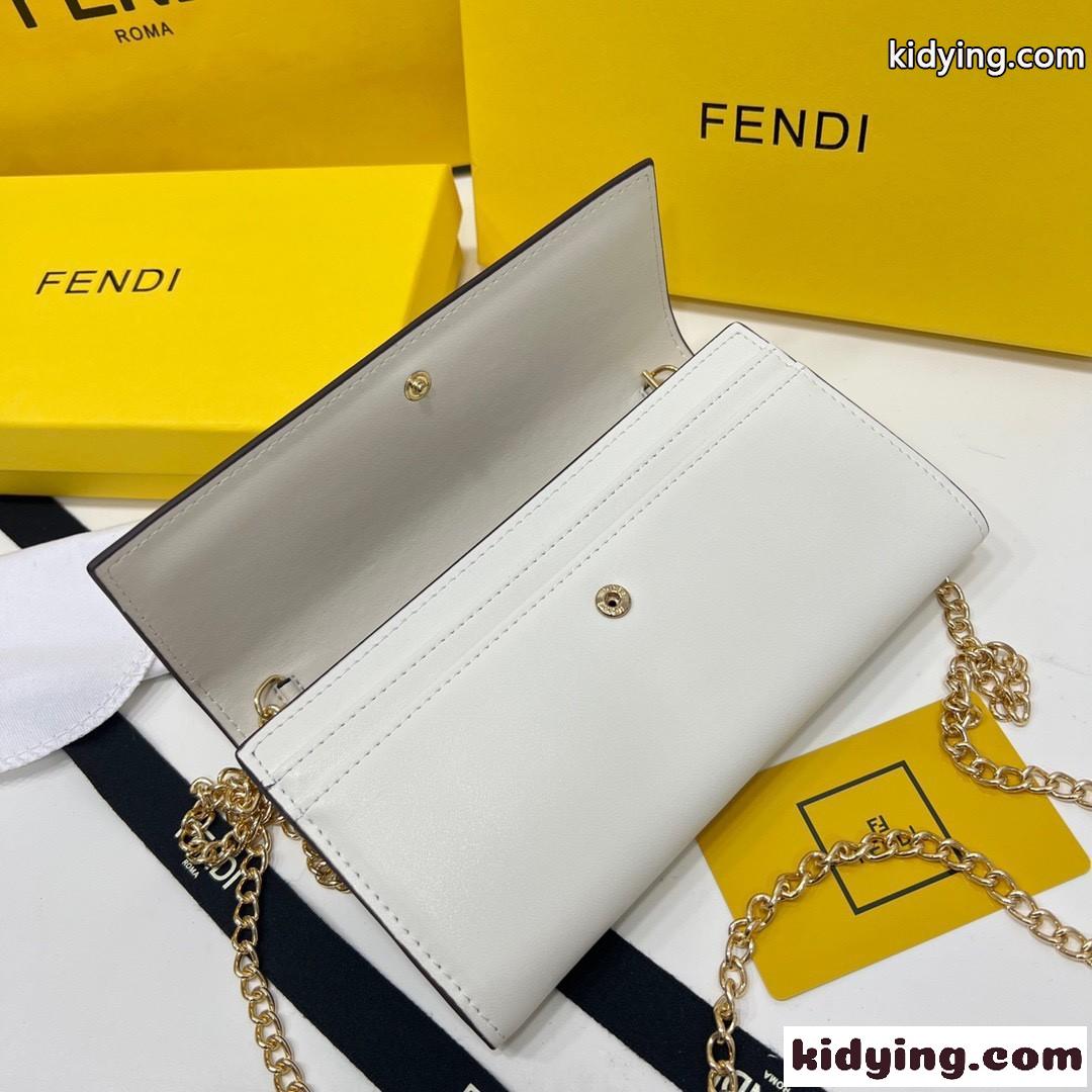 FENDI ROMAコンチネンタル財布 チェーン付きフェンディ 財布 人気 コピー ウォレット ホワイト-1