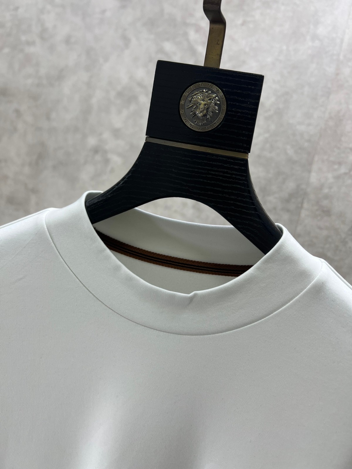 シンプル ロゴ エルメネジルド・ゼニア Tシャツ コピー クルーネック スウェットシャツ ホワイト-1