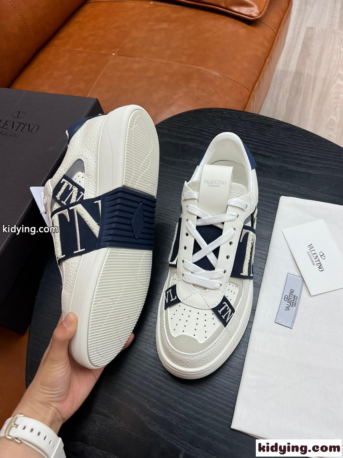 ヴァレンティノ VLTN カーフスキン ロートップ スニーカー コピー 人気 おしゃれ メンズシューズ-4