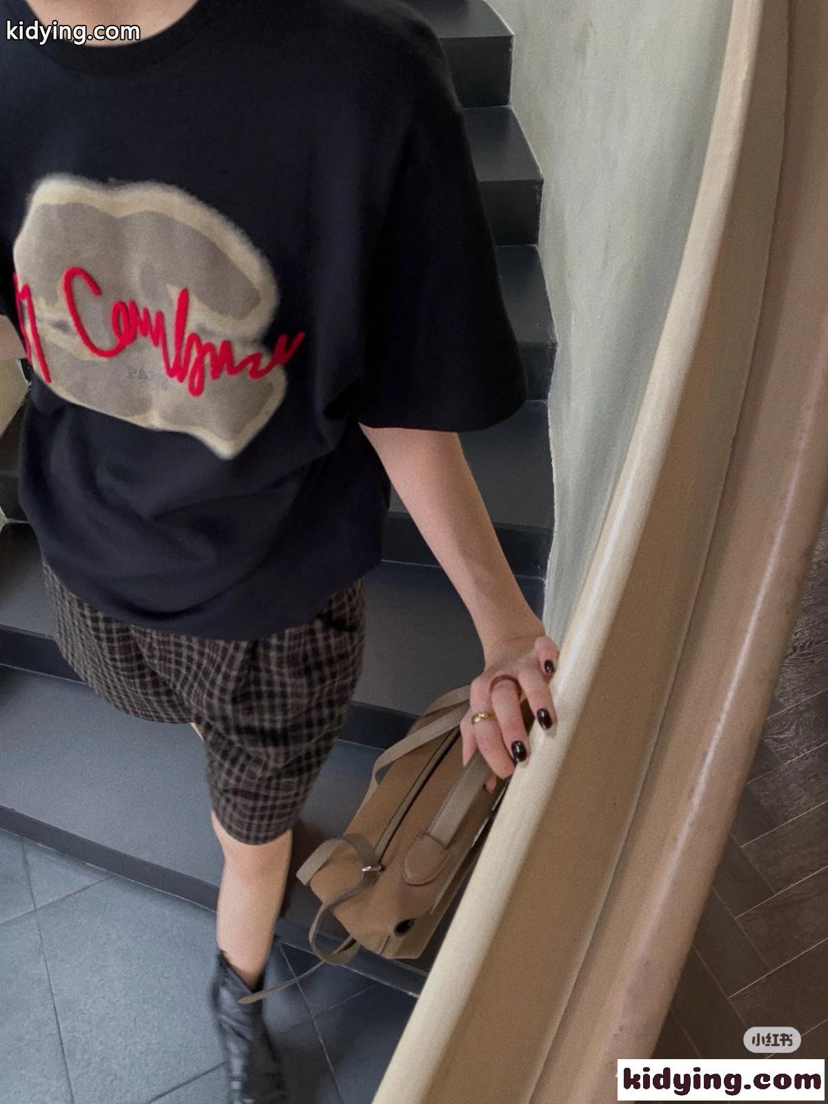 カジュアル 定番 ロゴ入り 半袖Tシャツ シャネル Tシャツ コピー コットン-3