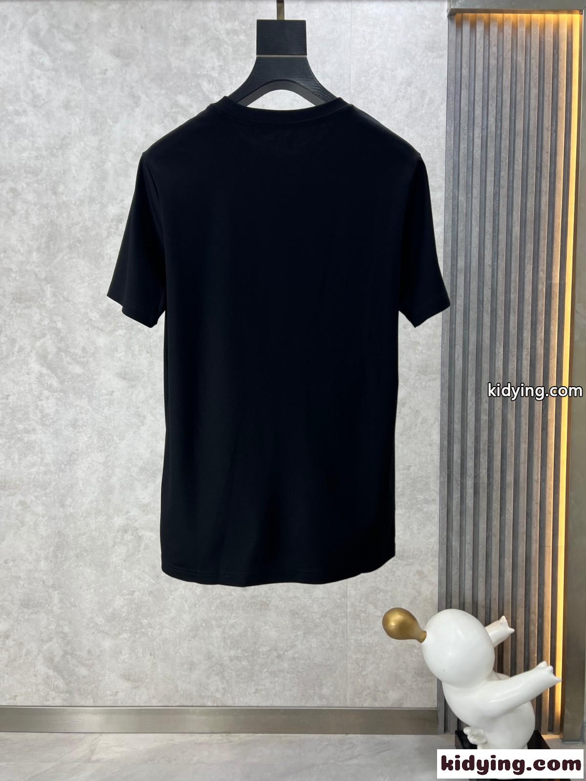 定番 シンプル ロゴ入り モンクレール Tシャツ コピー 半袖Tシャツ ブラック-2