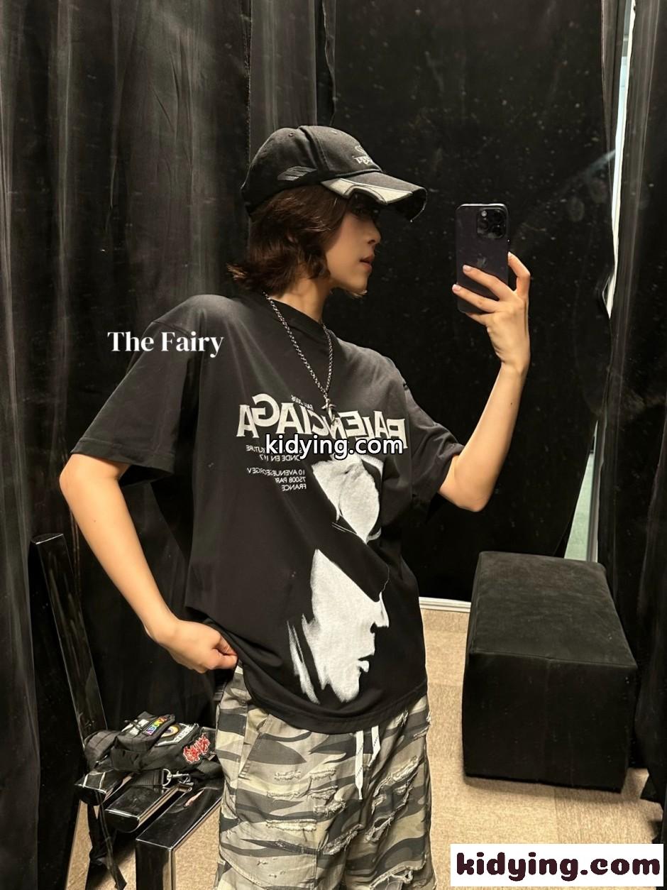 バレンシアガ Tシャツ 偽物 クルーネック お洒落 カジュアル 半袖Tシャツ-3
