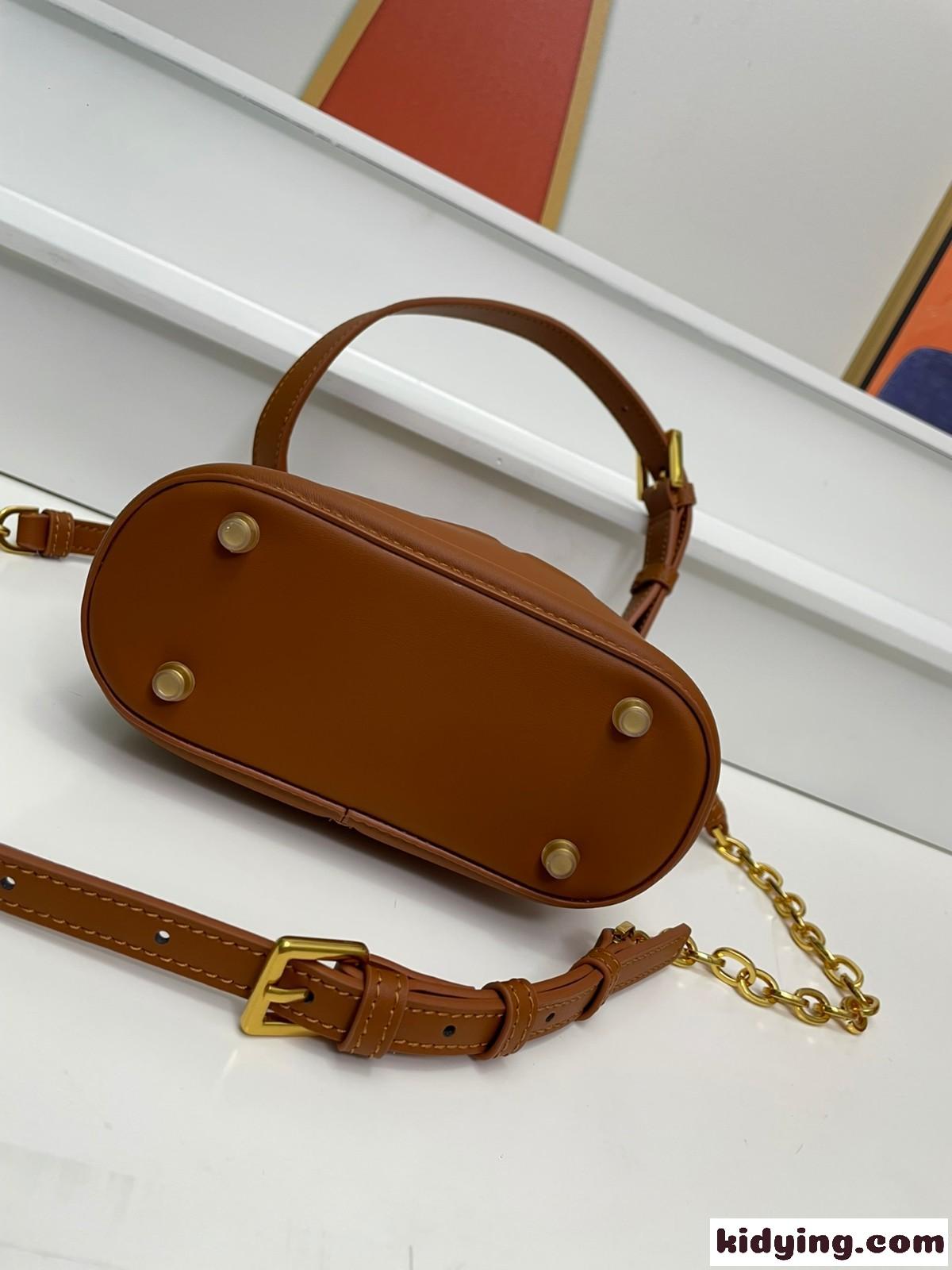 ミディアム CDエンボス CEST DIOR バッグ クリスチャン・ディオール バッグ コピー ブラウン-3