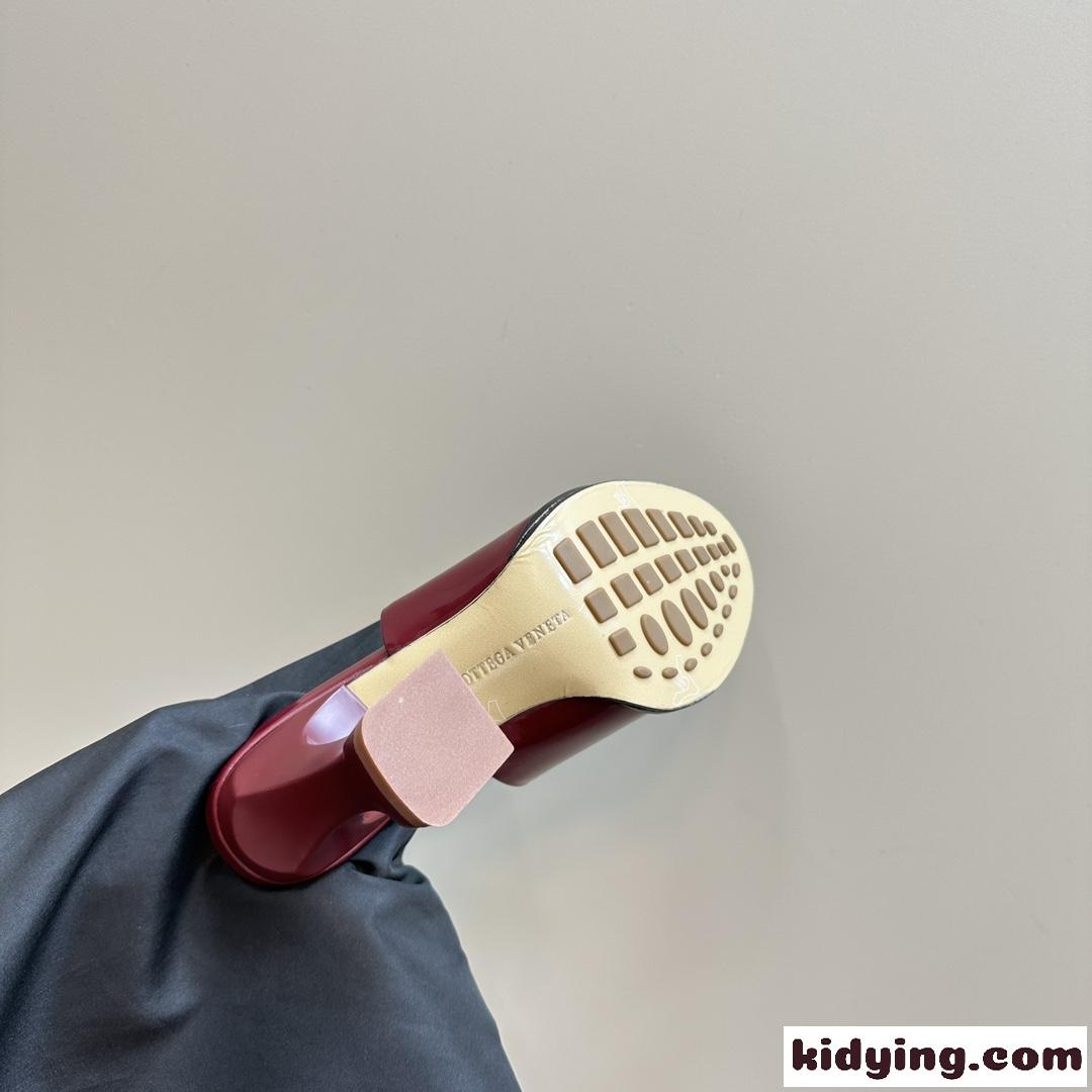 人気 チャチャ ミュール ボッテガ・ヴェネタ サンダル スーパーコピー ワイン-3