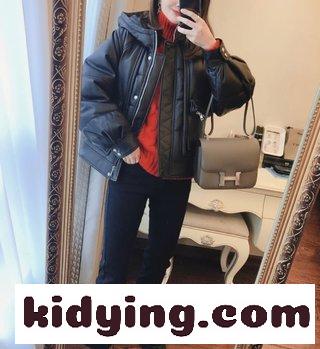 エルメス バッグ おすすめ コピー  Lindyはリンディバッグの細部まで完全なデザインを残しております-4