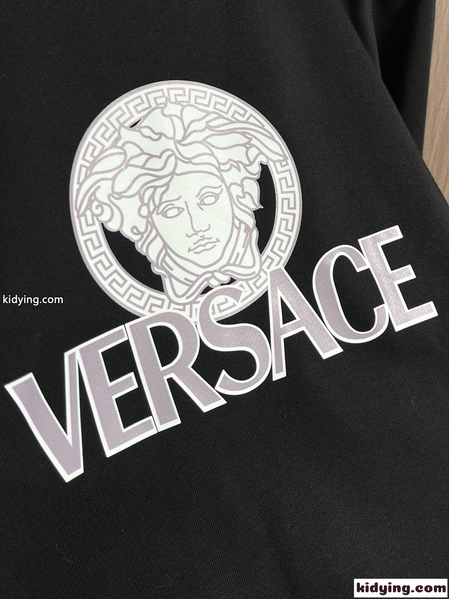 定番 ロゴ入り クルーネック スウェットシャツ ヴェルサーチ Tシャツ 偽物 ブラック-2