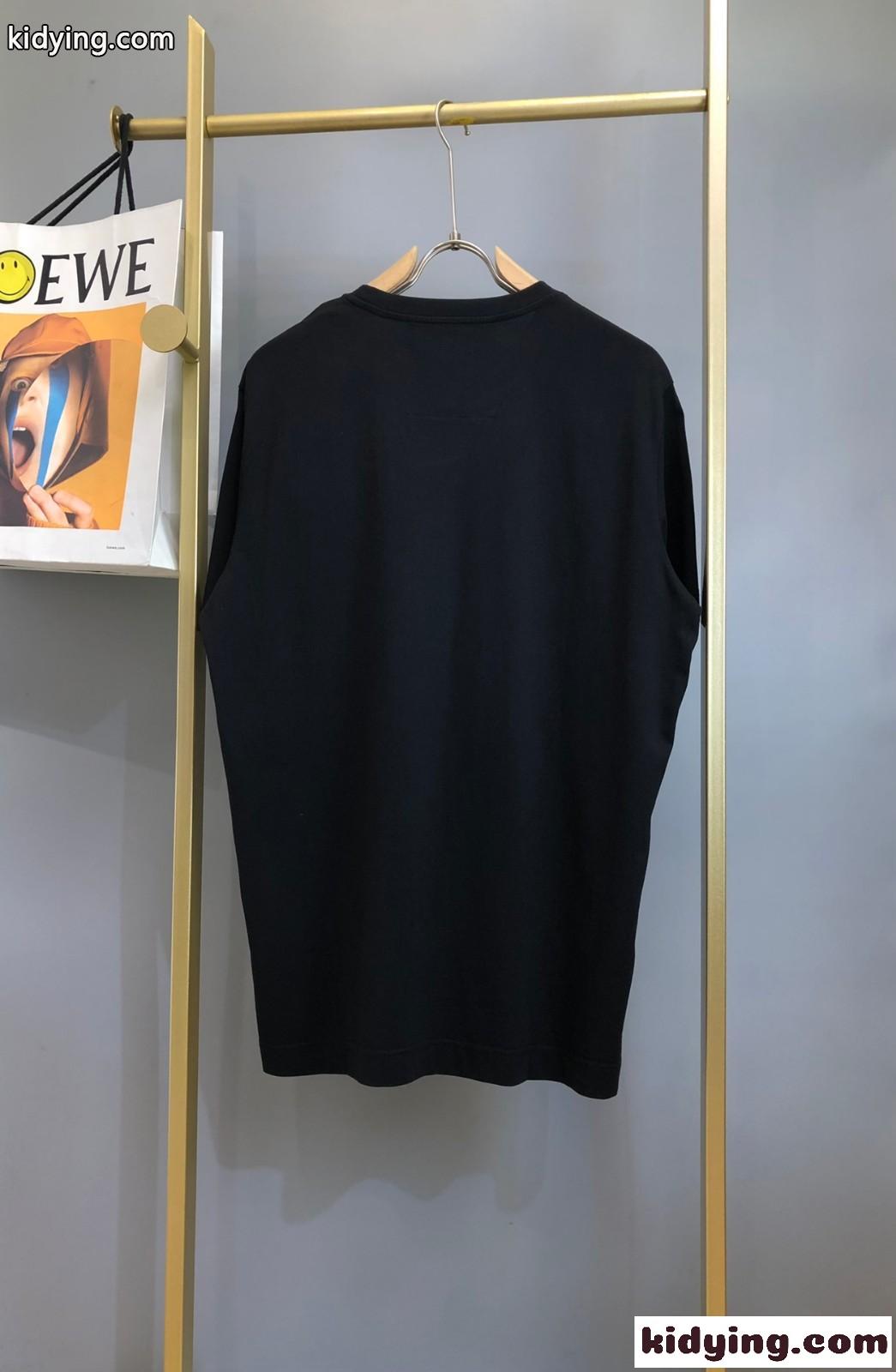 Givenchy x ディズニー 可愛い Bambi ジバンシィ Tシャツ コピー 半袖 トップス-1
