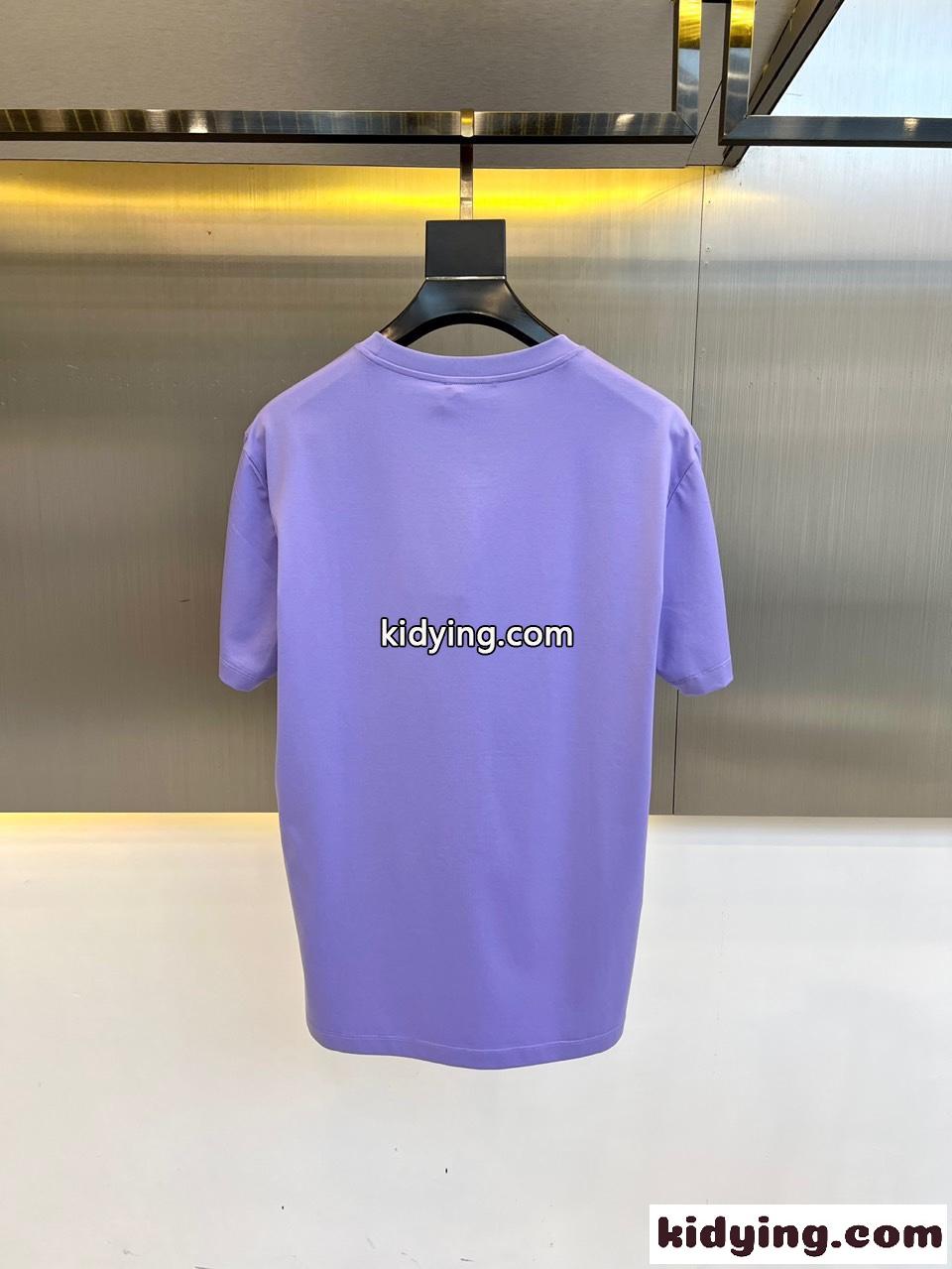 おしゃれ プリント クルーネック 半袖Tシャツ ヴェルサーチェ Tシャツ コピー パープル-3