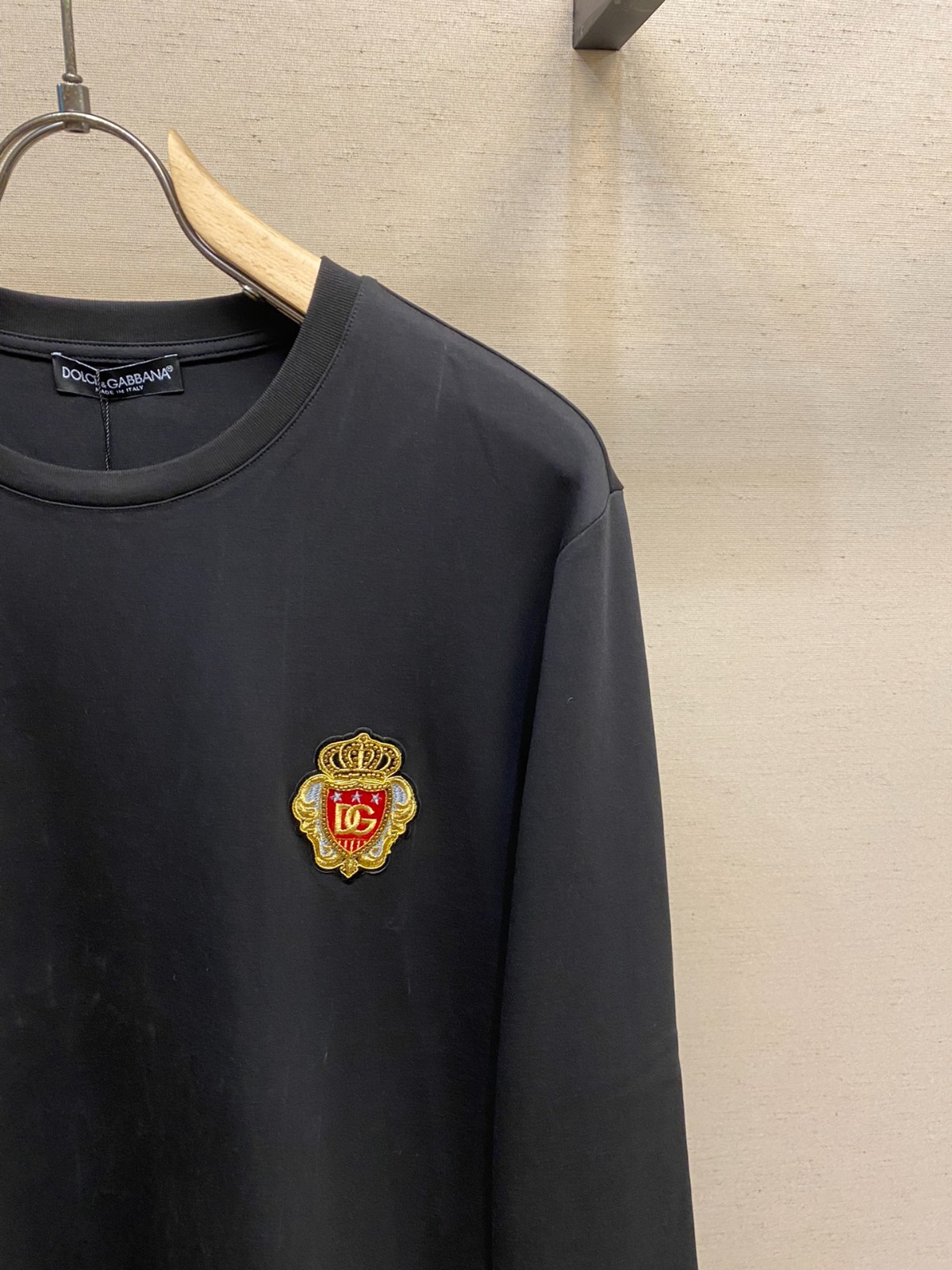 カジュアル お洒落 ロゴパッチ 長袖Tシャツ ドルチェ&ガッバーナ Tシャツ コピー ブラック-2