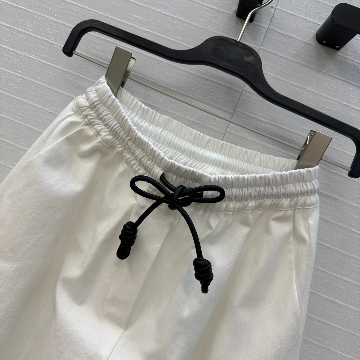カジュアル リラックス ワイドパンツ ロエベ パンツ コピー コットン ホワイト-1