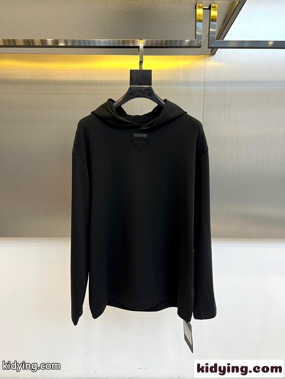 シンプル 着回し フード付き プルオーバー プラダ Tシャツ 偽物 合わせやすい ブラック-1