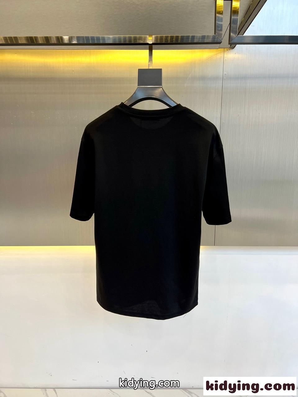シンプル ロゴプリント 半袖Tシャツ プラダ Tシャツ コピー コットン ブラック-3