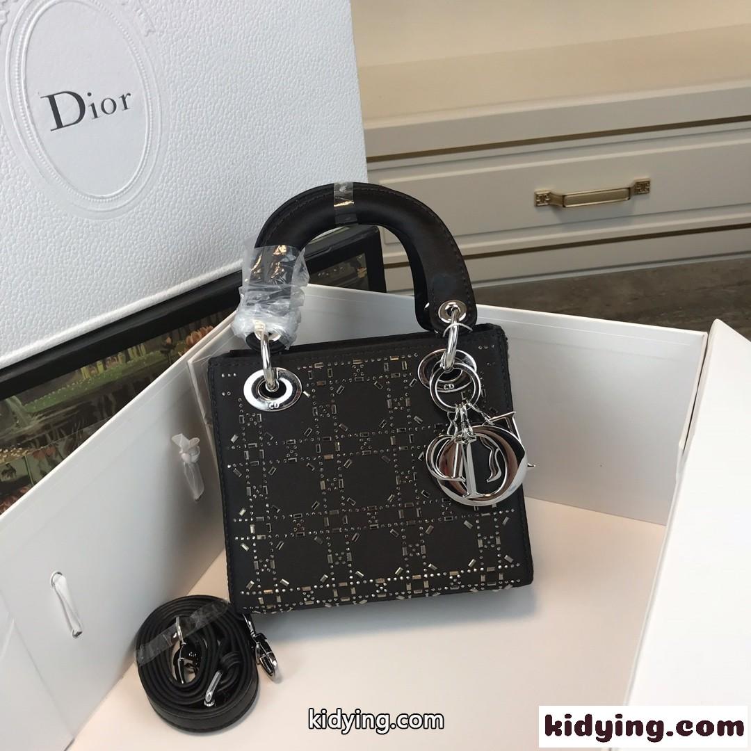 クリスチャン・ディオール バッグ コピー 大人気 LADY DIOR カナージュ サテン ミニバッグ ブラック-1