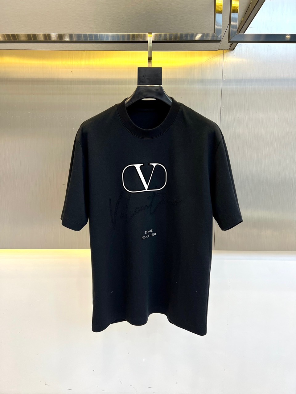 カジュアル クルーネック 半袖Tシャツ ヴァレンティノ Tシャツ 偽物 コットン ブラック-0