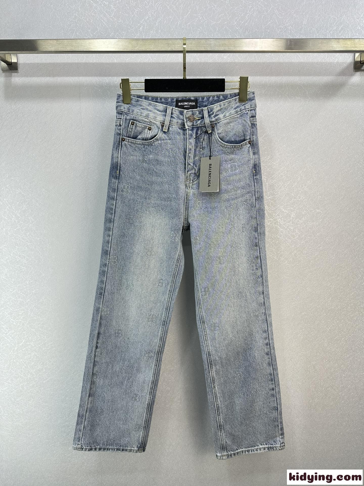 シンプル ノーマルフィット デニムパンツ バレンシアガ パンツ コピー メンズ-0
