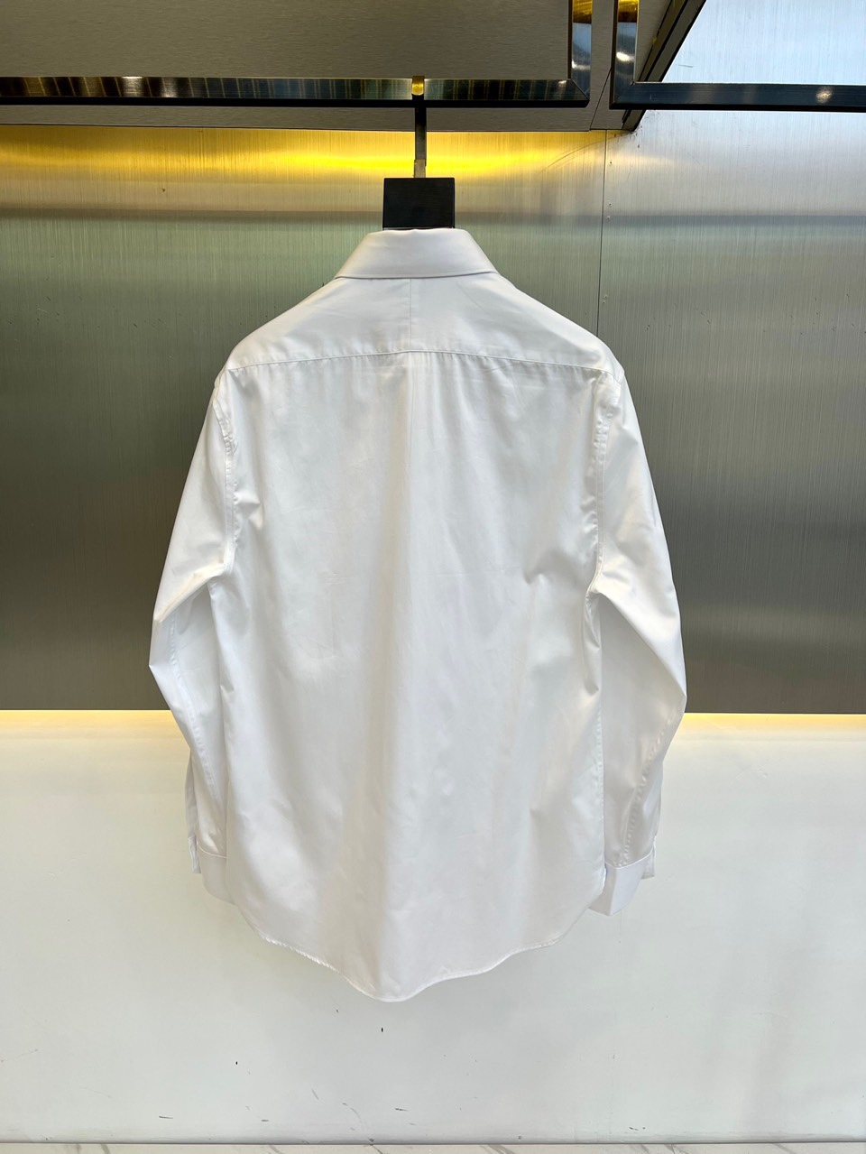 シンプル 上品 無地 合わせやすい エルメネジルド・ゼニア シャツ コピー ホワイト-3