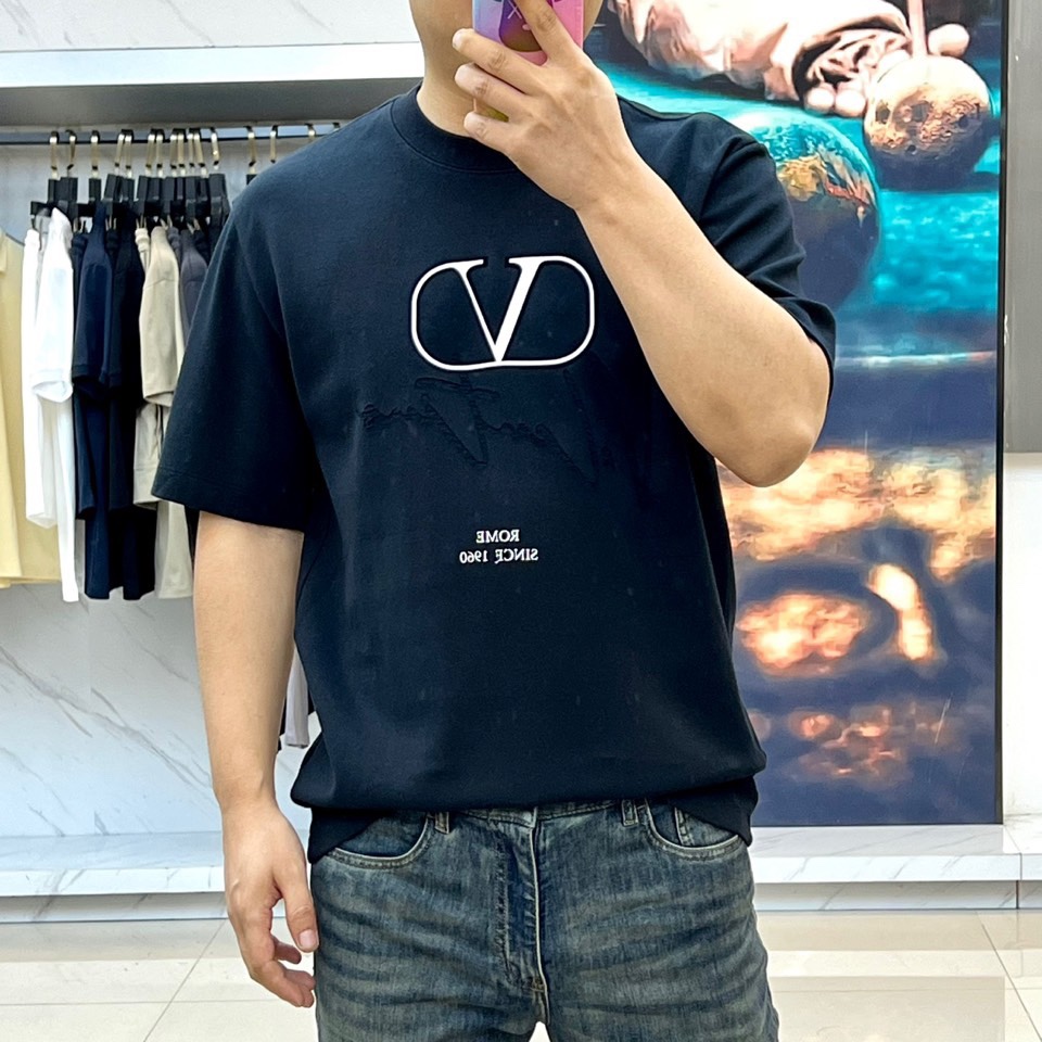 カジュアル クルーネック 半袖Tシャツ ヴァレンティノ Tシャツ 偽物 コットン ブラック-1