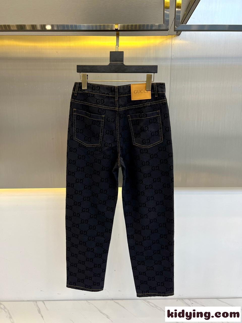GG総柄 デニムパンツ グッチ パンツ 偽物 メンズ 合わせやすい ジーンズ-1