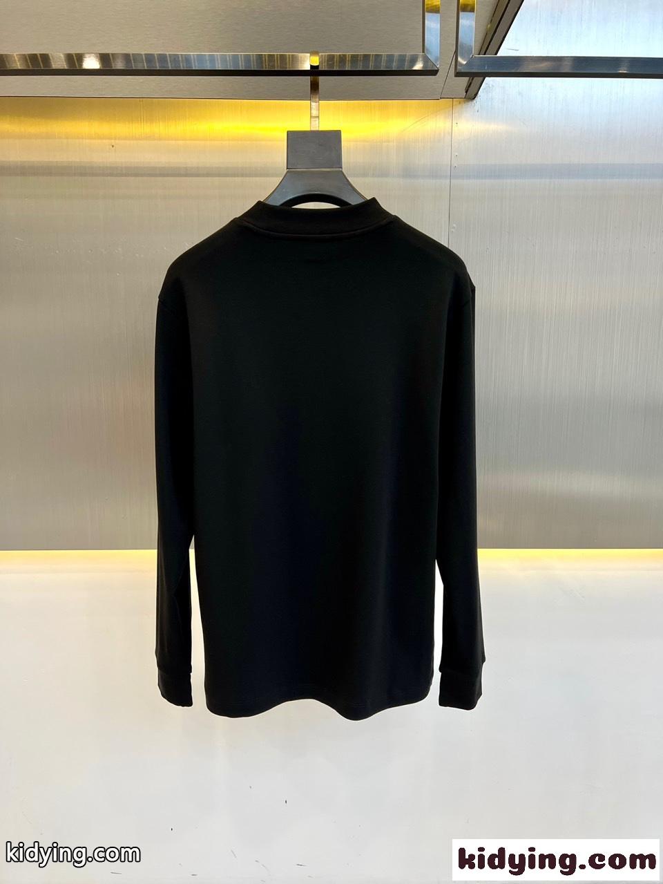 シンプル ロゴ 裏起毛 コットン 長袖Tシャツ フェンディ Tシャツ コピー ブラック-4