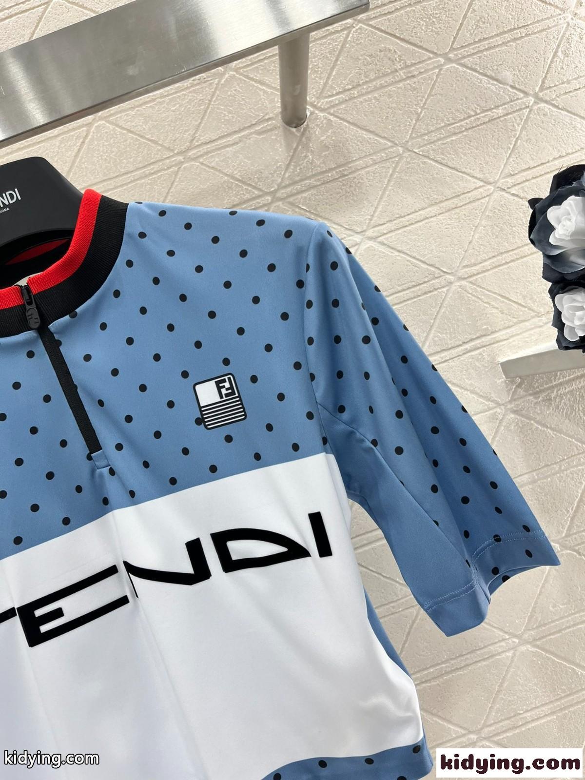 ポルカドット 半袖 トップス フェンディ Tシャツ スーパーコピー-1