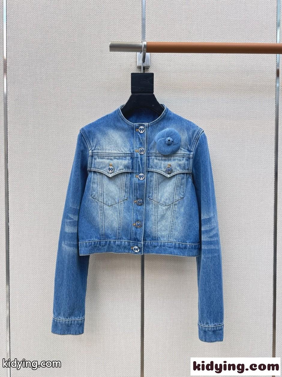 シャネル ジャケット 偽物 カメリア ノーカラー デニムジャケット クロップド丈-1