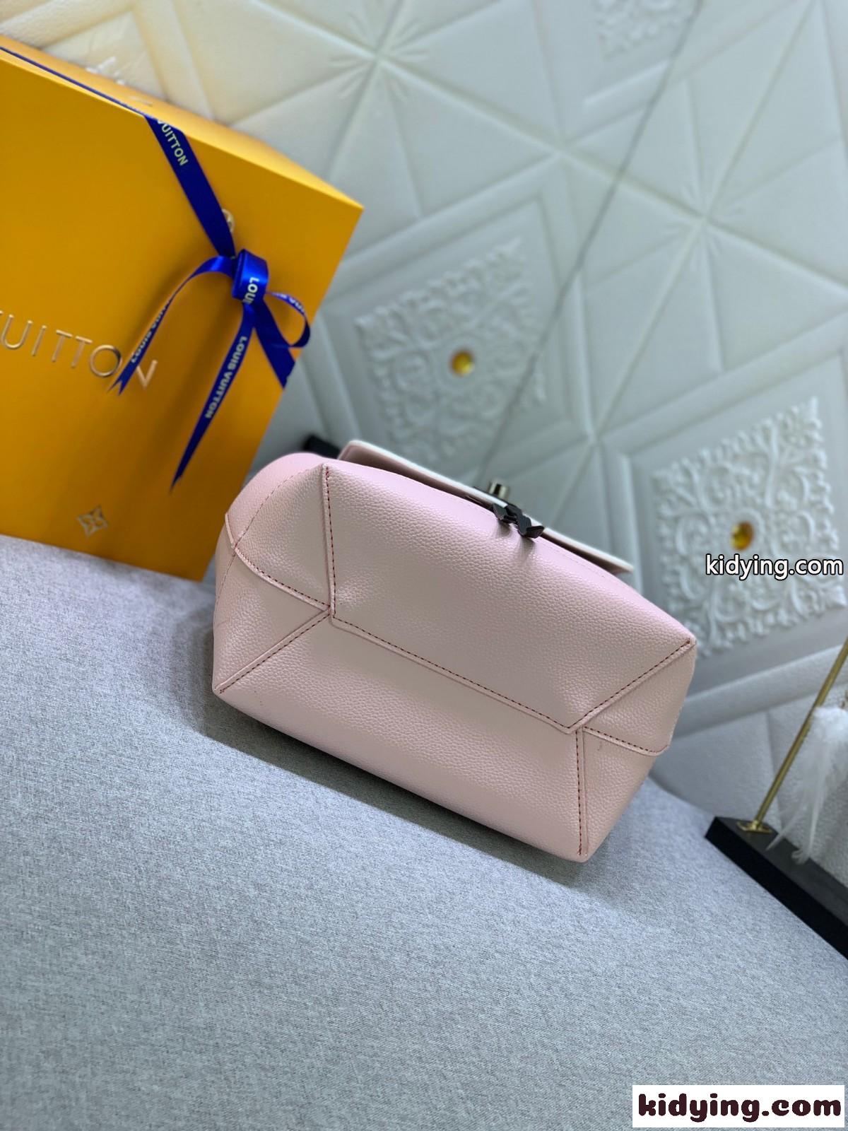 LOCKME M41815 人気 ルイ・ヴィトン バッグ コピー 軽量 レディース バックパック リュックサック-2