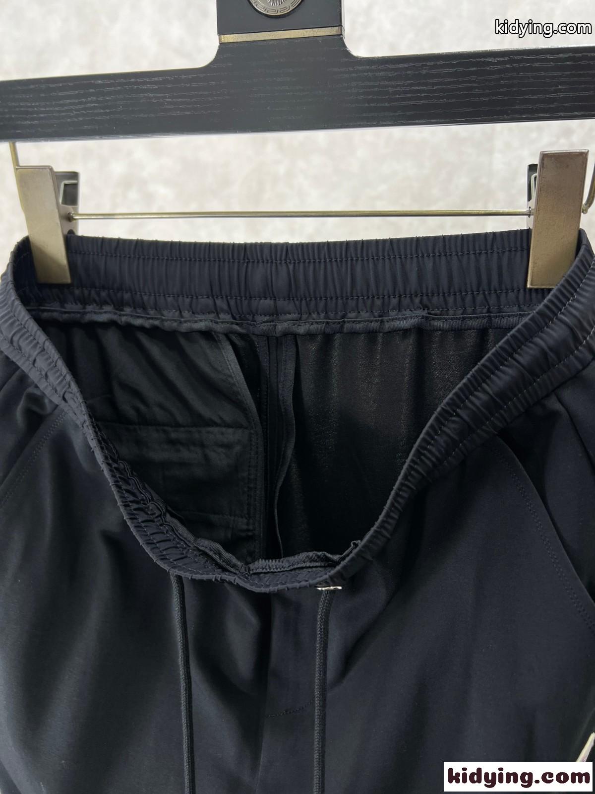カジュアル 定番 メンズ モンクレール パンツ コピー スウェットパンツ ブラック-3
