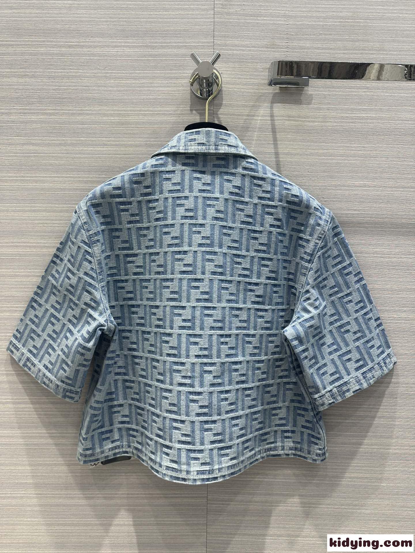 ショートスリーブデニムジャケット フェンディ ジャケット スーパーコピー-4