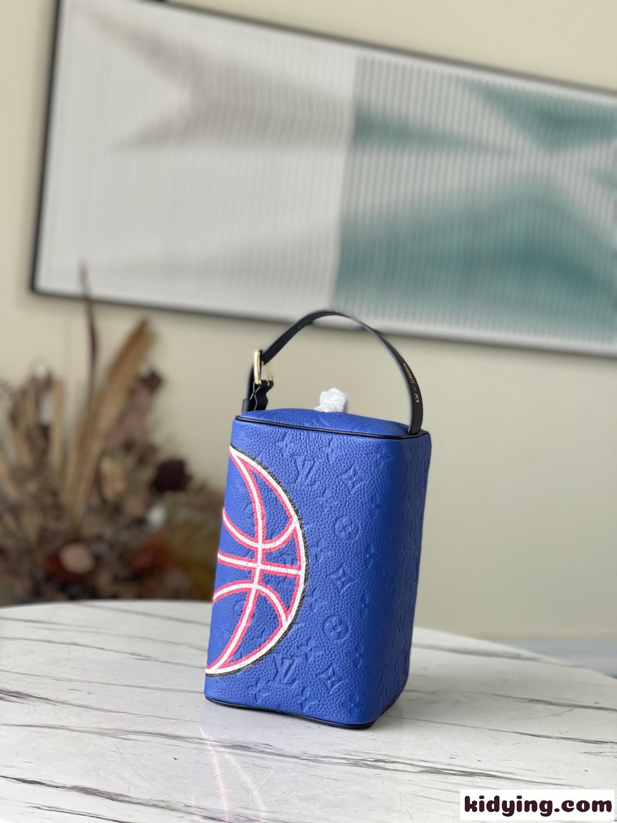 LVxNBA 第3弾 エンボス モノグラム ルイ・ヴィトン バッグ コピー M21106 カバン-2