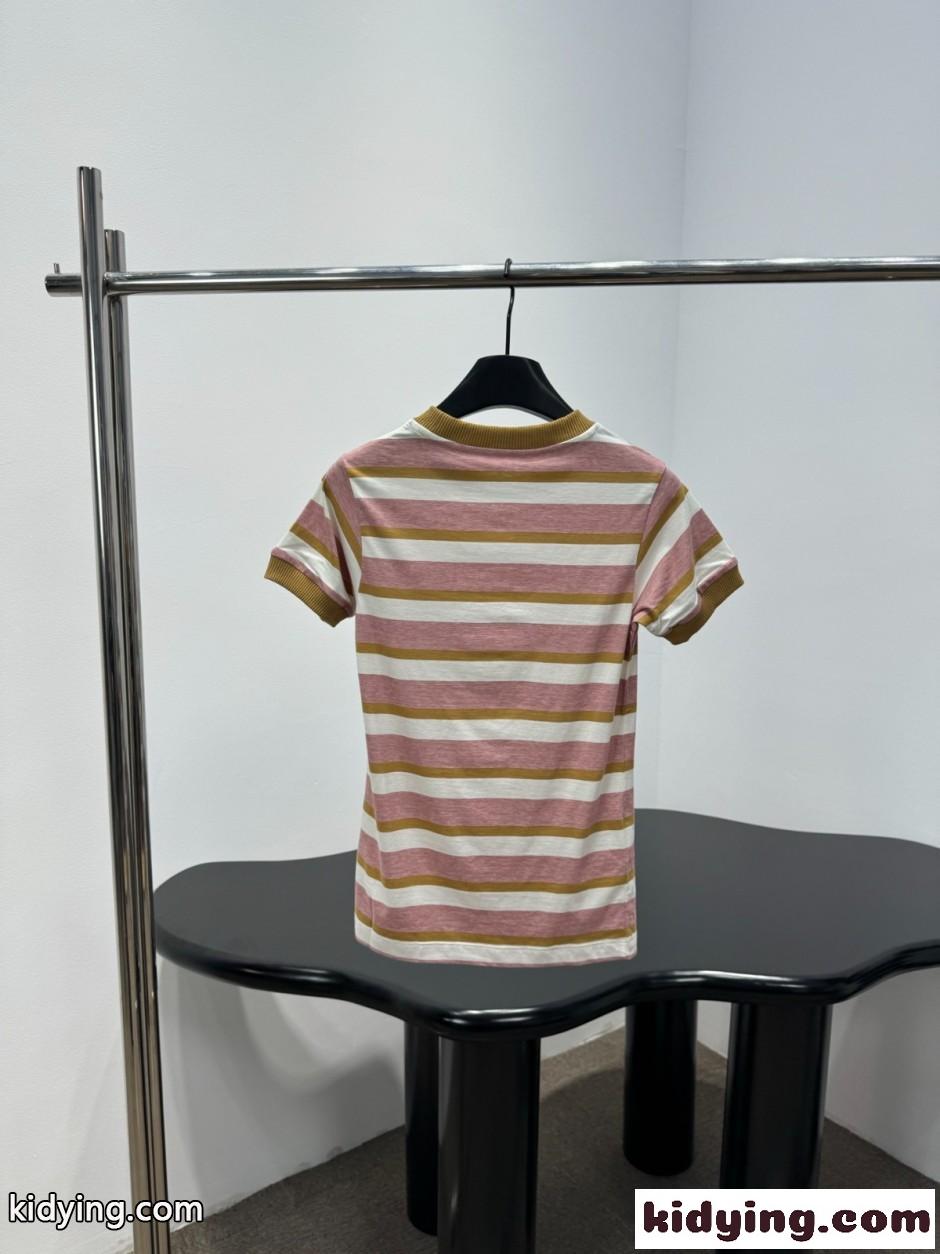 マルチカラーボーダー コットン 半袖Tシャツ プラダ Tシャツ 偽物-1