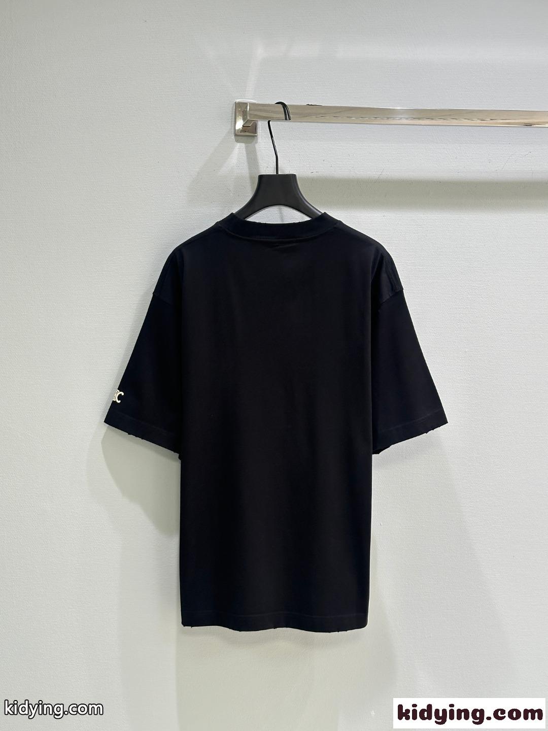 ユニセックス ゆったり 半袖Tシャツ セリーヌ Tシャツ コピー クルーネック ブラック-4