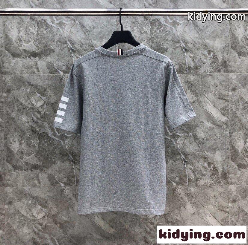 定番 合わせやすい トムブラウン 半袖Tシャツ コピー クルーネック グレー-0