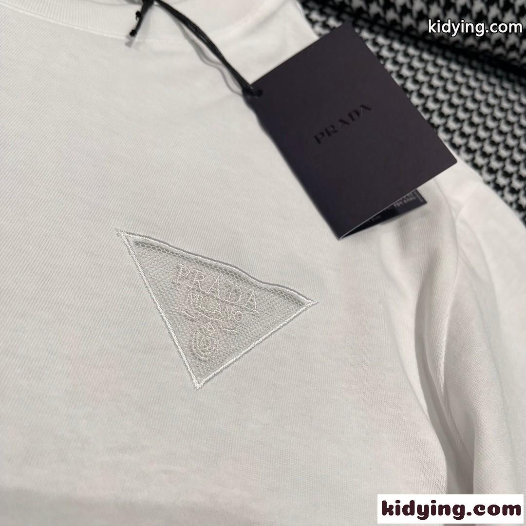 プラダ Tシャツ コピー クルーネック カジュアル 合わせやすい 刺繍 半袖Tシャツ-0