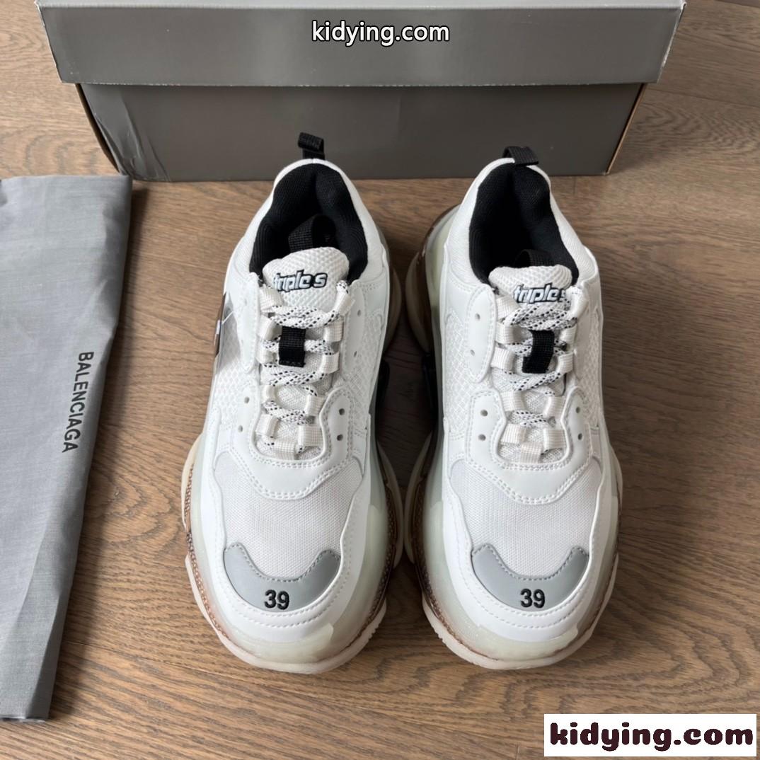 バレンシアガ スニーカー スーパーコピー 人気 軽量 Triple S Clear Sole-1