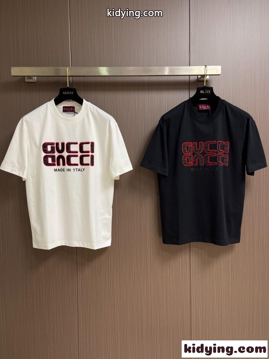 洗練された ロゴ入り 半袖Tシャツ グッチ Tシャツ 偽物 クルーネック-1