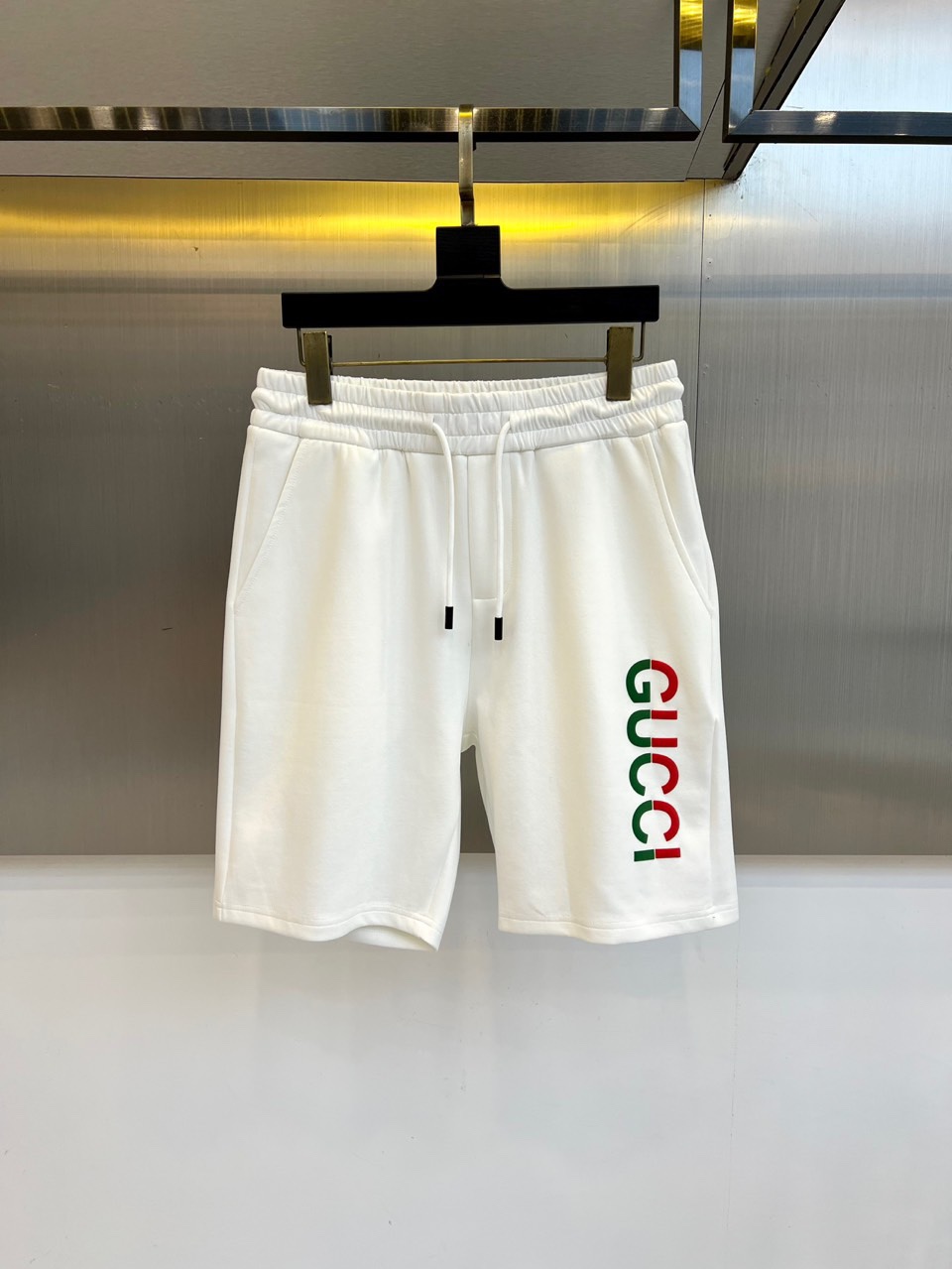 カジュアル ロゴ コットン ショートパンツ グッチ パンツ 偽物 ホワイト-1