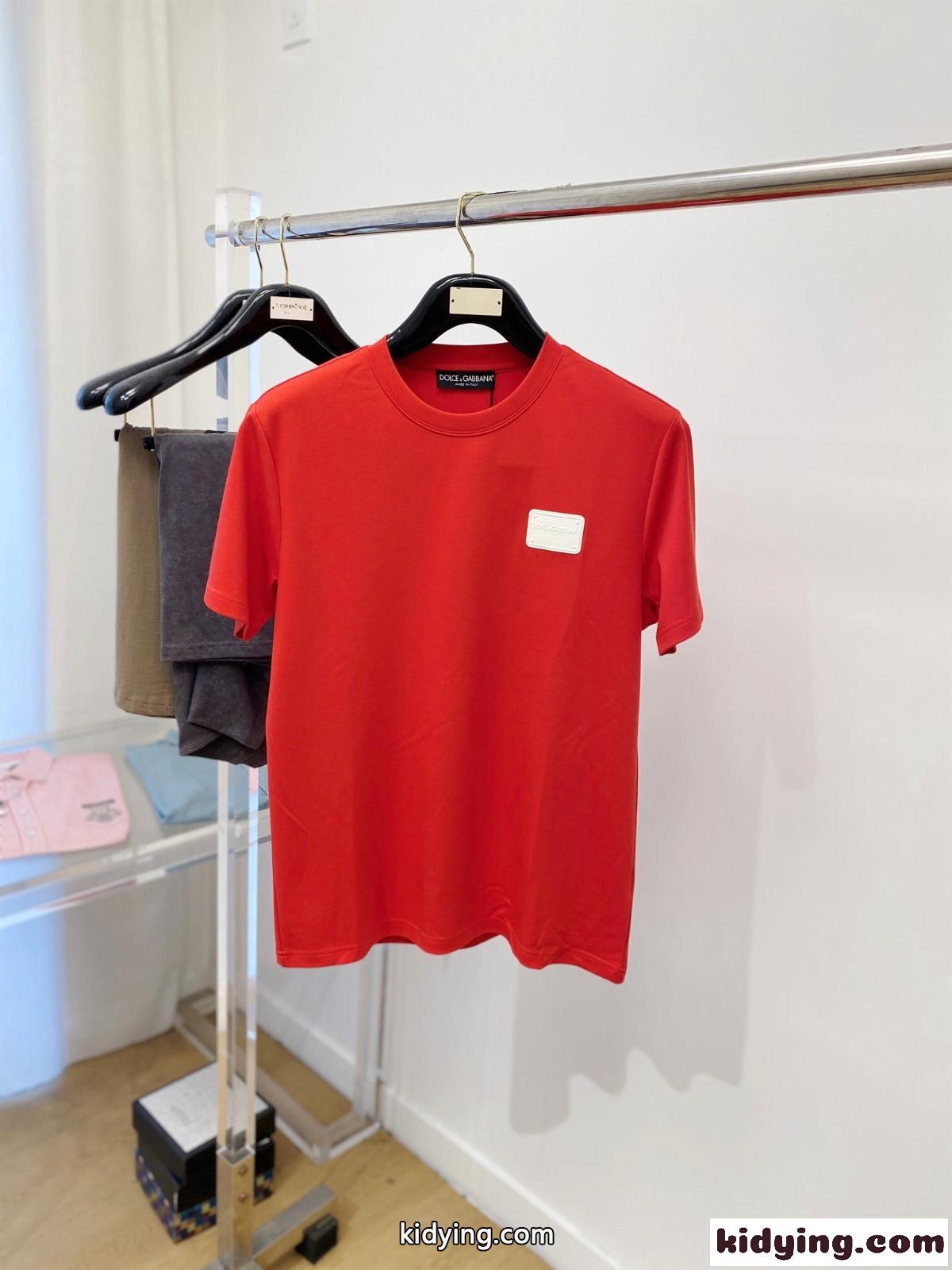 シンプル ロゴパッチ ドルチェ&ガッバーナ Tシャツ コピー 半袖Tシャツ レッド-0