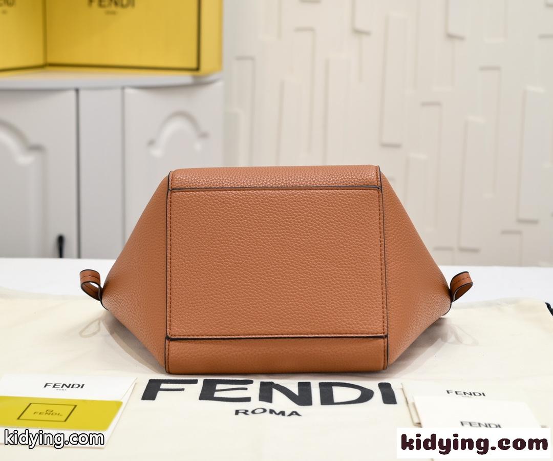 フェンディ バッグ コピー Fendi Origami スモール 変形ミニバッグ ブラウンレザー-3