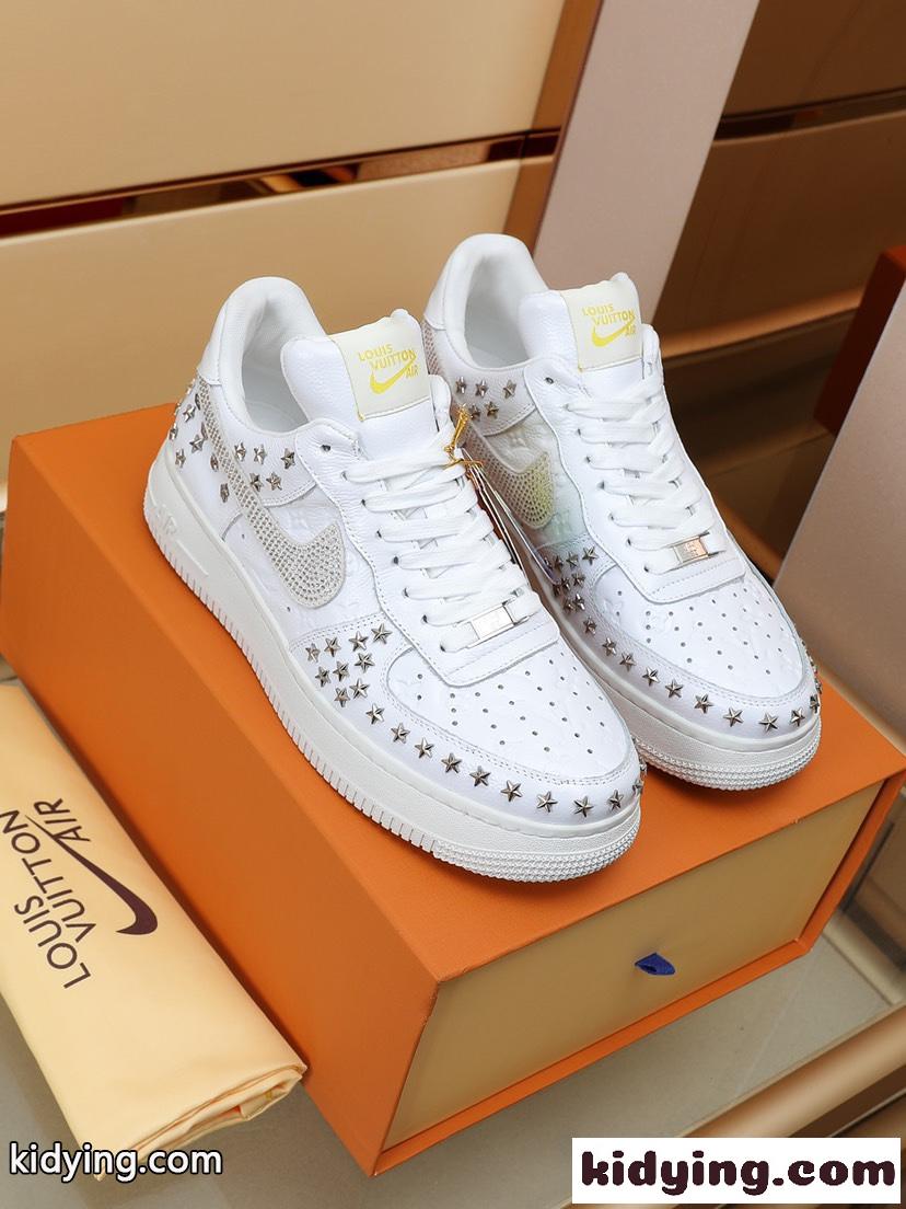 Louis Vuitton x OFF-WHITE x Nike 目立つ ローカット 人気 オフホワイト スニーカー コピー カジュアル-1