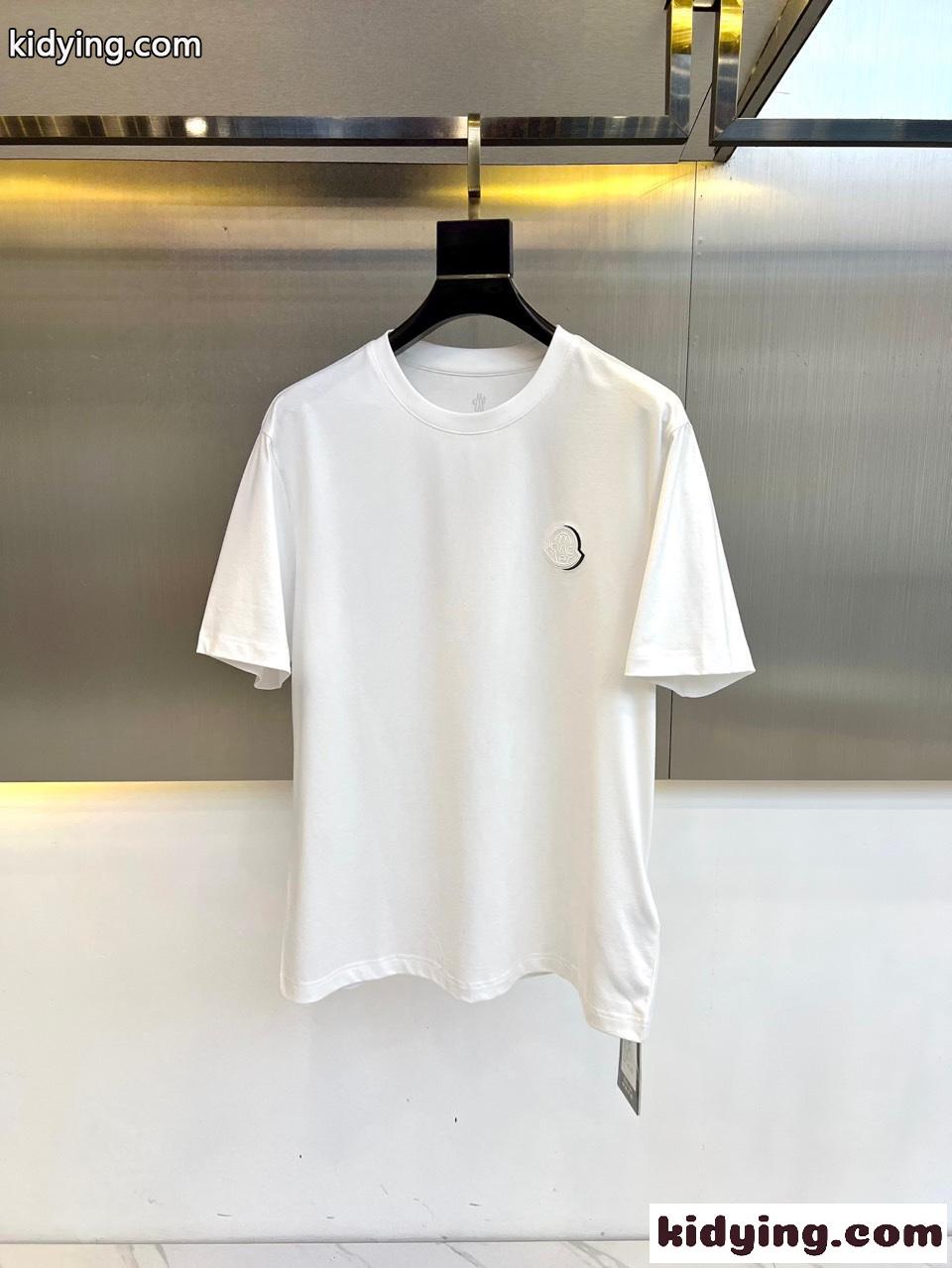 シンプル ロゴ入り 半袖Tシャツ モンクレール Tシャツ 偽物 クルーネック ホワイト-0