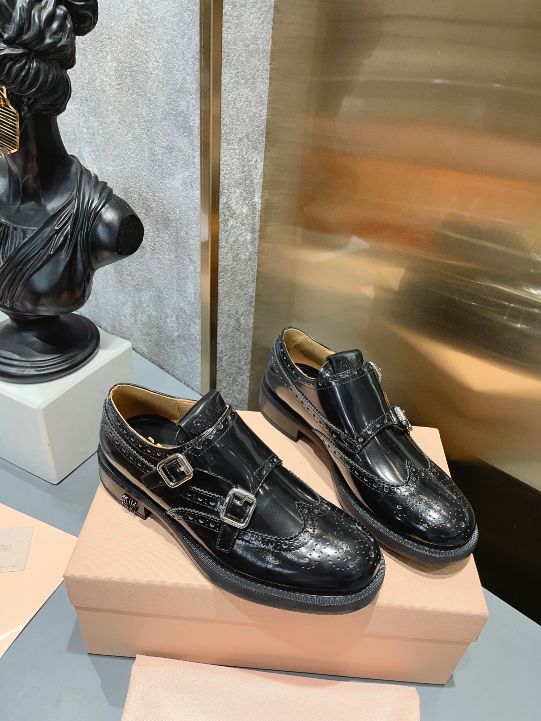 MiuMiu×Churchs 新作 ミュウミュウ シューズ コピー レディース レザー ブラック-1