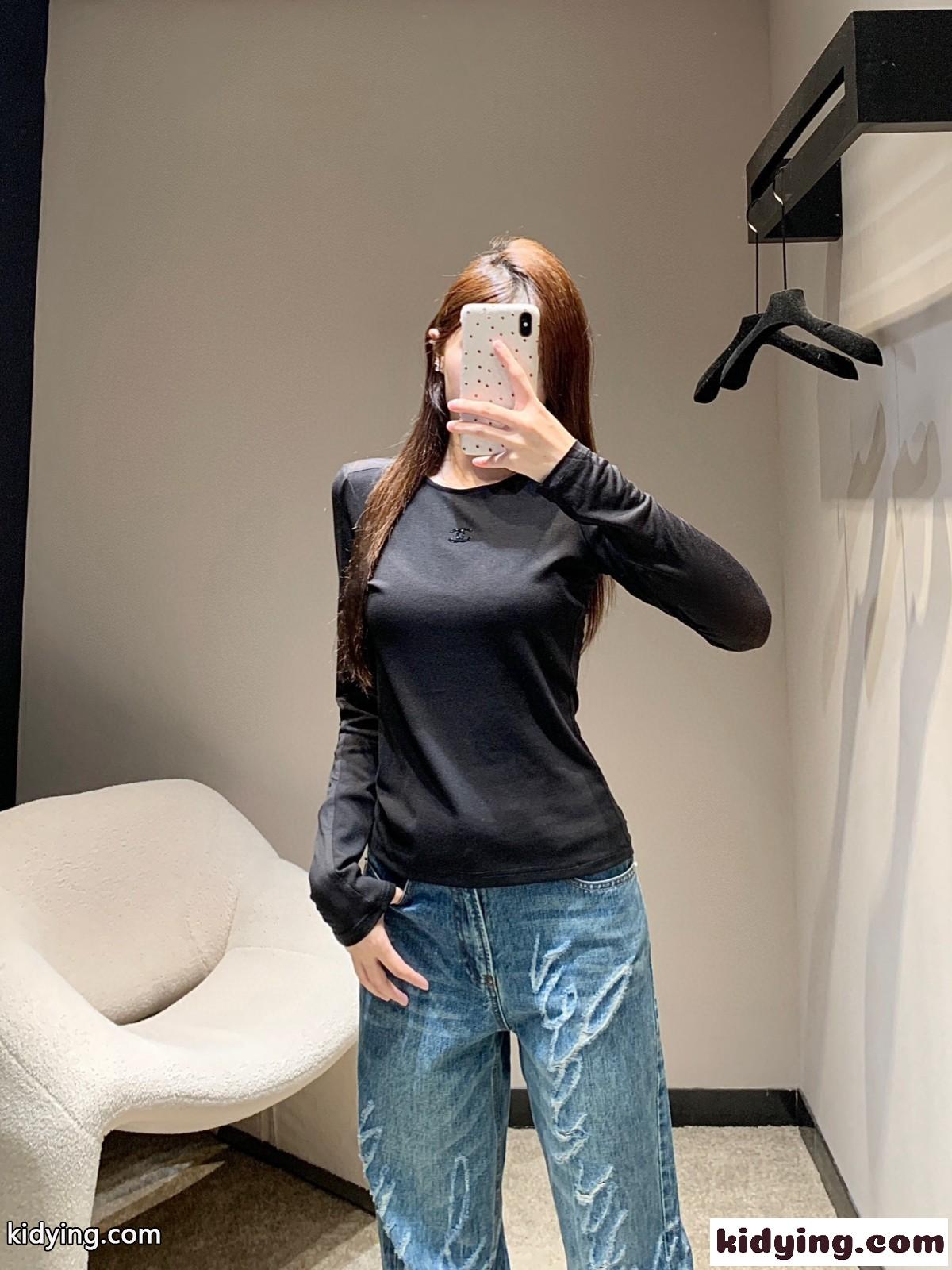 シンプル 合わせやすい クルーネック シャネル Tシャツ コピー 長袖Tシャツ-0