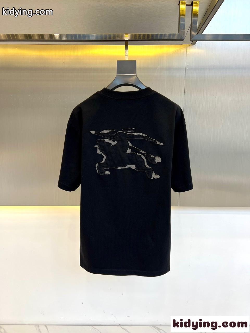 シンプル クルーネック半袖Tシャツ バーバリー Tシャツ 偽物 ブラック-4