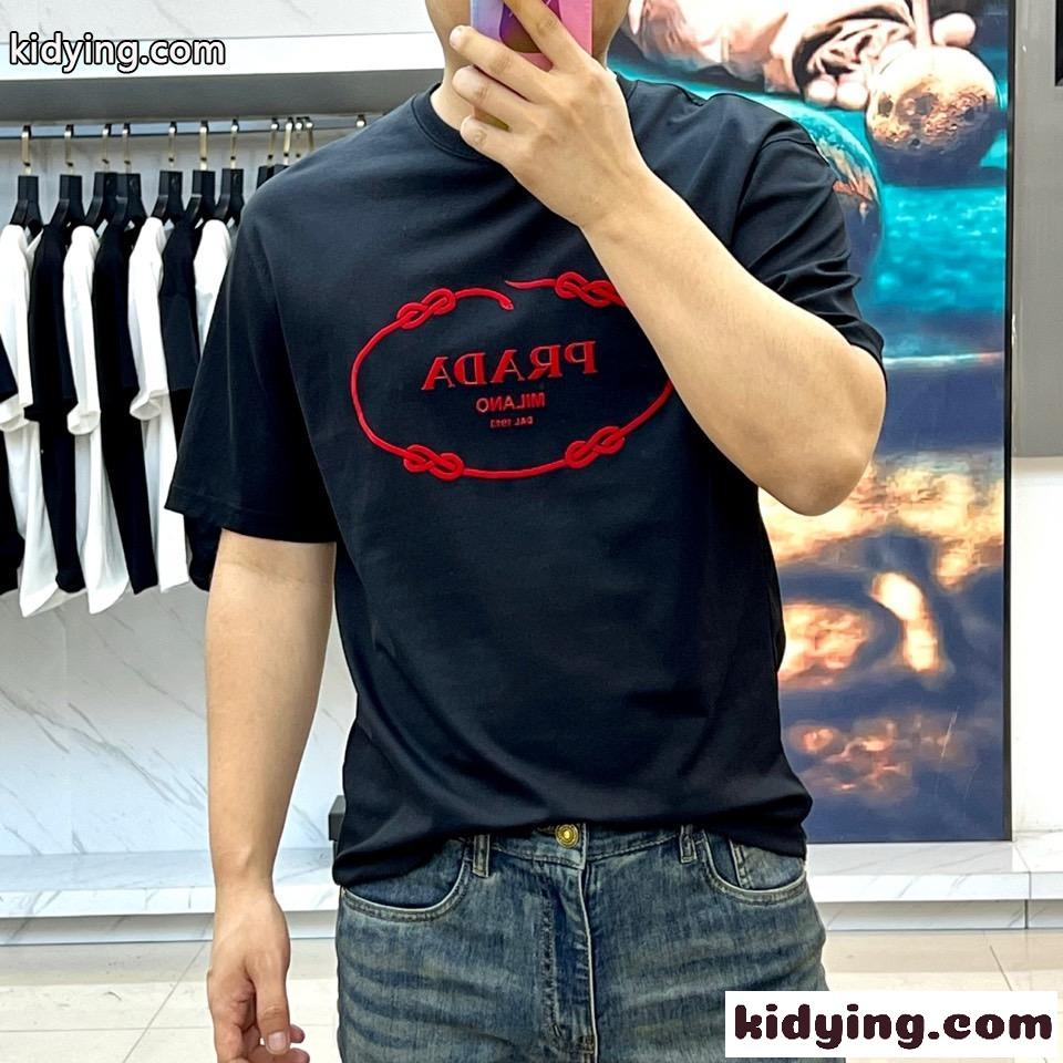 シンプル ロゴプリント 半袖Tシャツ プラダ Tシャツ コピー コットン ブラック-1