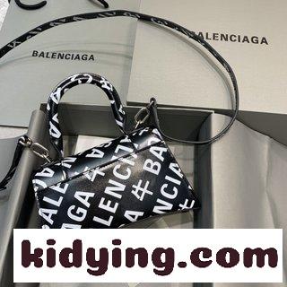 砂時計のバッグ 独特の象徴的な弧の形は非常に視認性があり バレンシアガ バッグ セール コピー 流行している-2