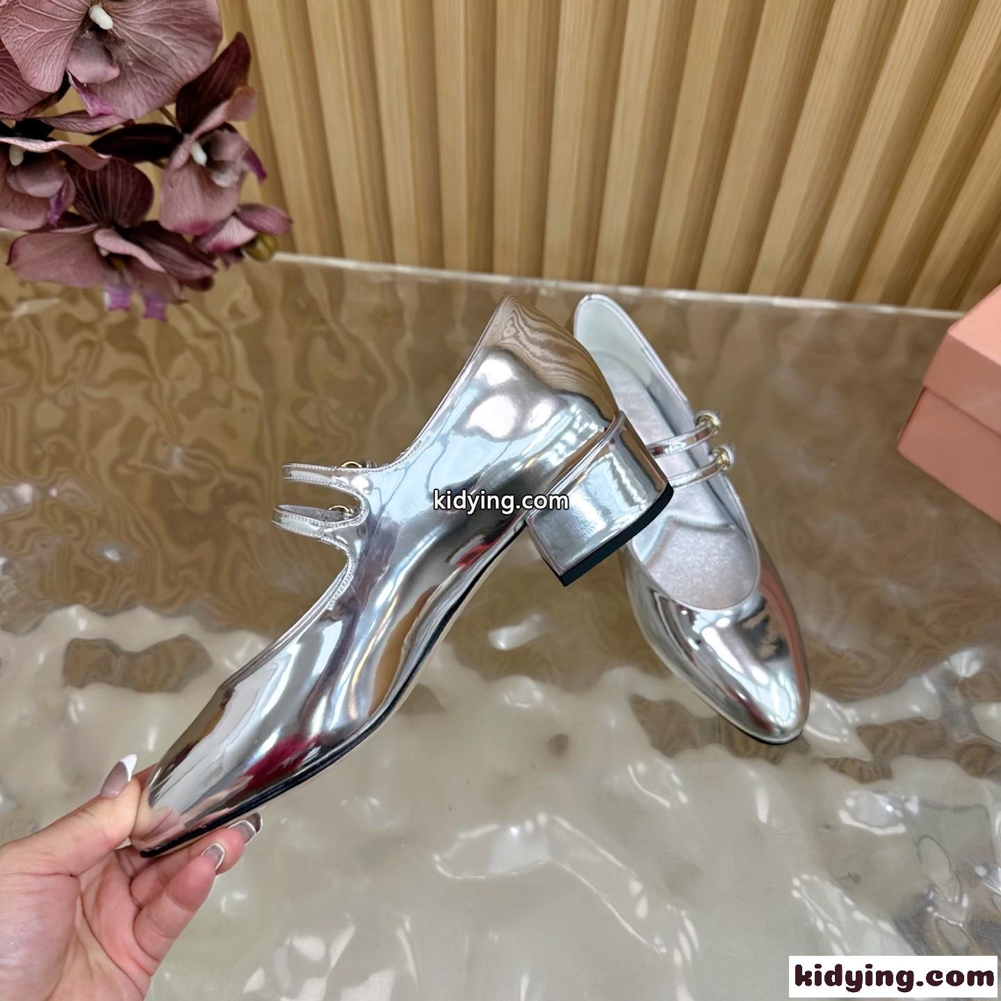 パテントレザー パンプス バックル付き ミュウミュウ スーパーコピー シルバー-4
